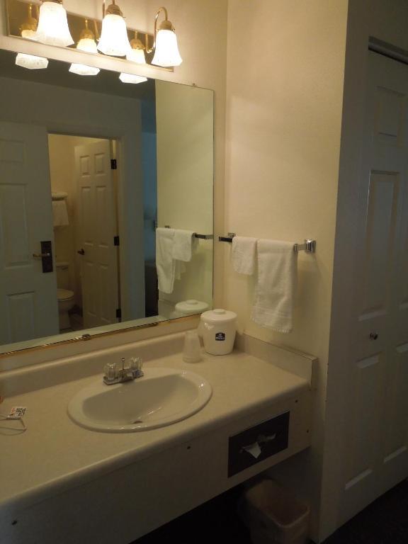 Hotel At Lander, Travelodge By Wyndham Lander